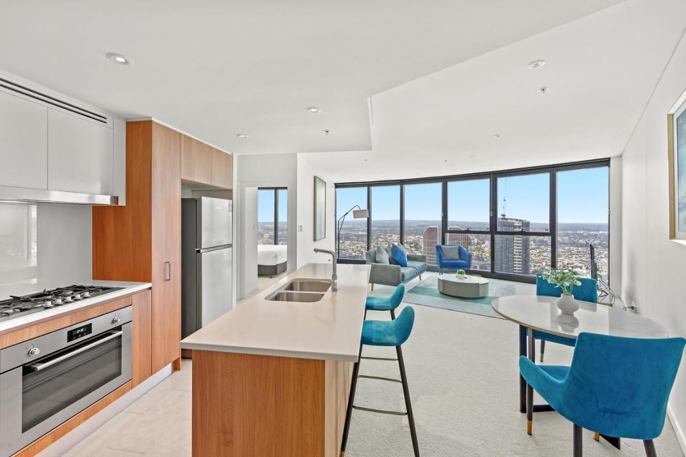 1 Bedroom Sky High Escape With Stunning Views * Brisbane