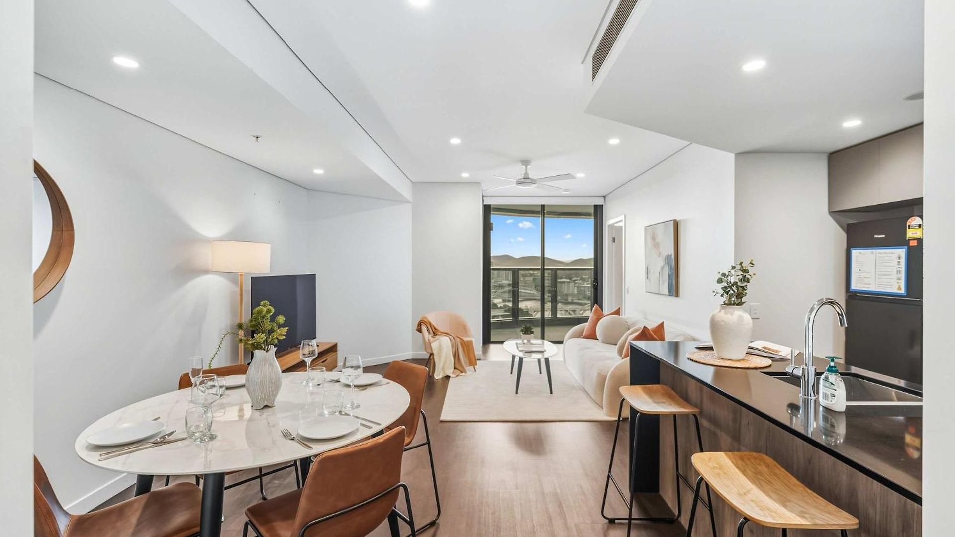 High Rise 2br In Cbd * Brisbane