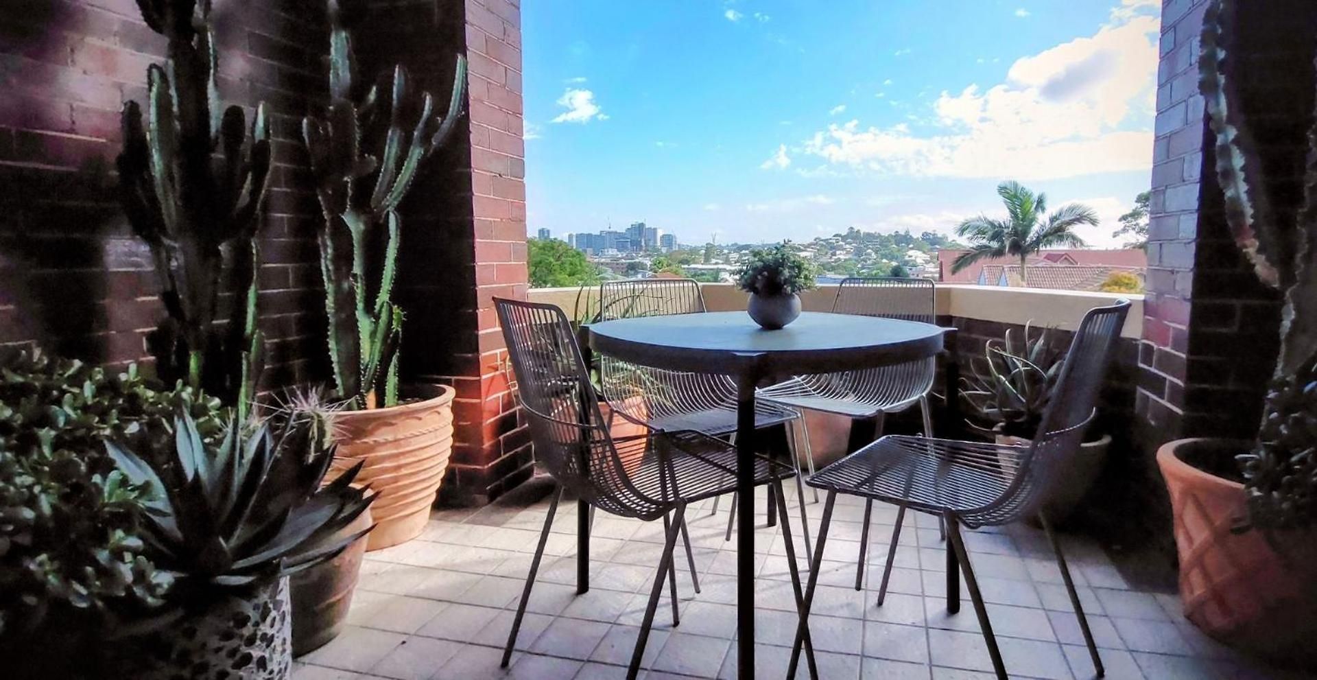 Rapunzels Art Deco Hideaway In New Farm Brisbane