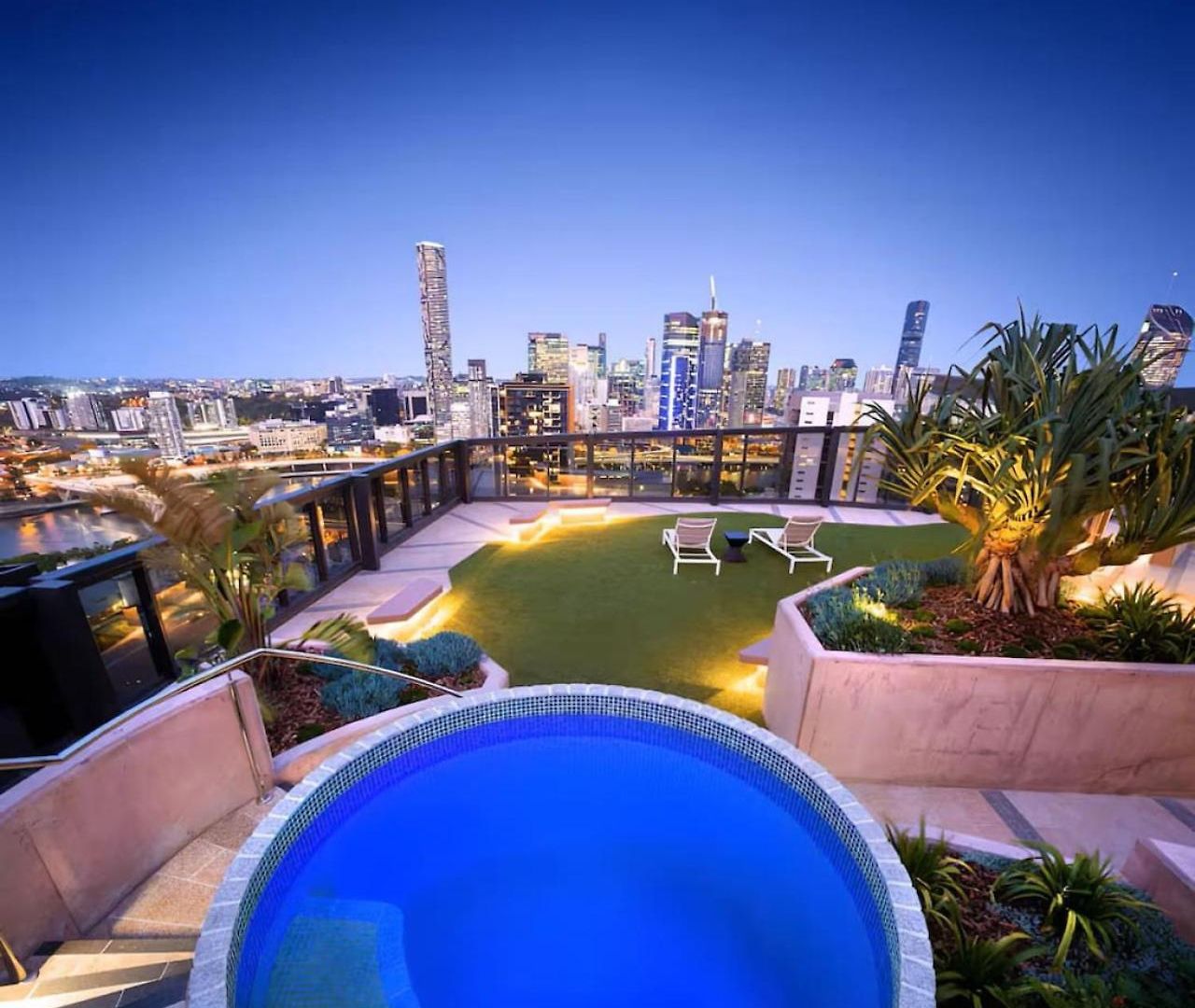 Zen Cozy 1 Bedroom With 2 Beds Pool Gym Sauna Apartment