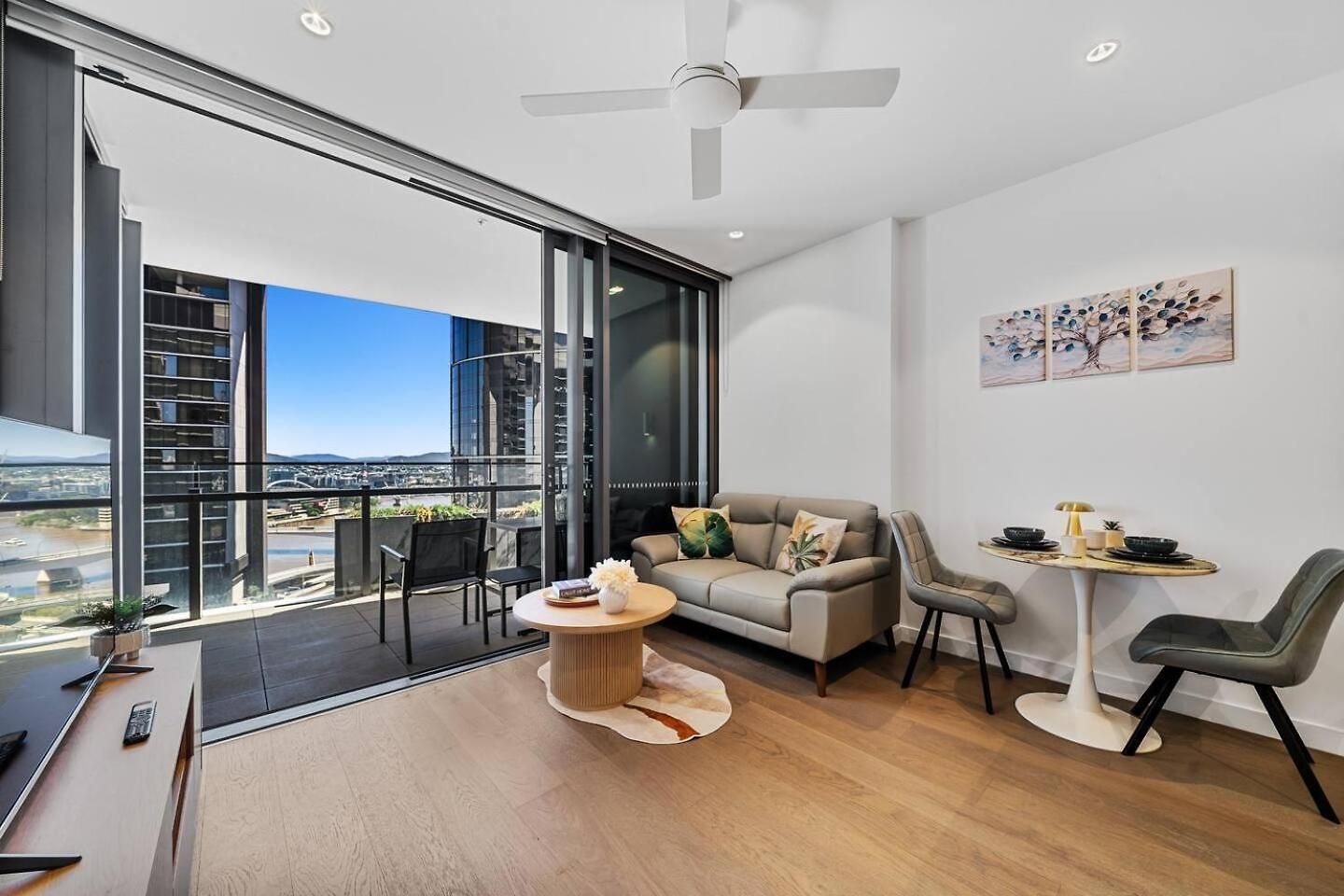 New Private In Queens Wharf Lv12 - And River View Apartment *