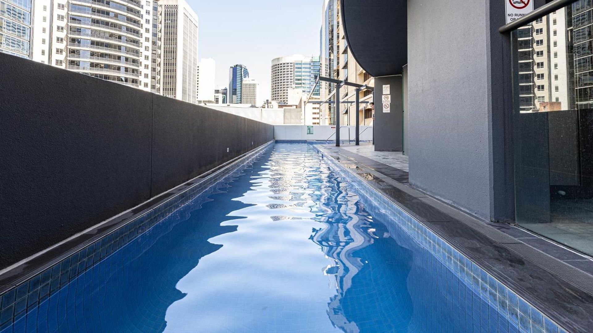 Oaks Luxury 2br With Pool, Gym And Parking Apartment *