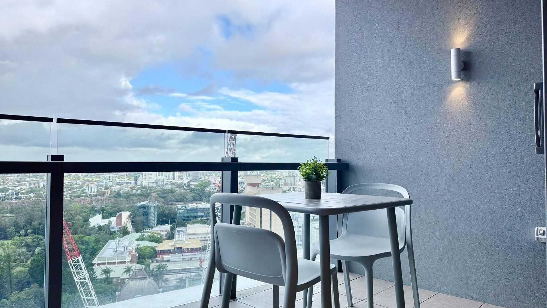 Apartment 1br Premium In Qwr - Level 22 Privately Managed Brisbane