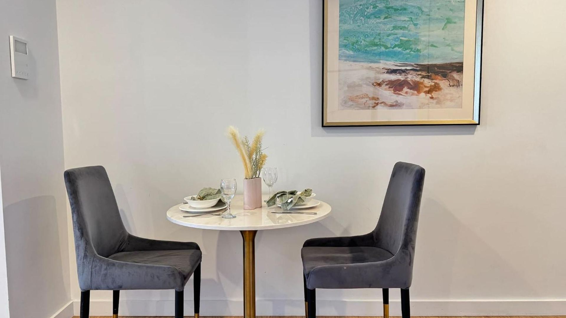 Apartment 1br One Modern High-rise With Pool & Gym Access Brisbane