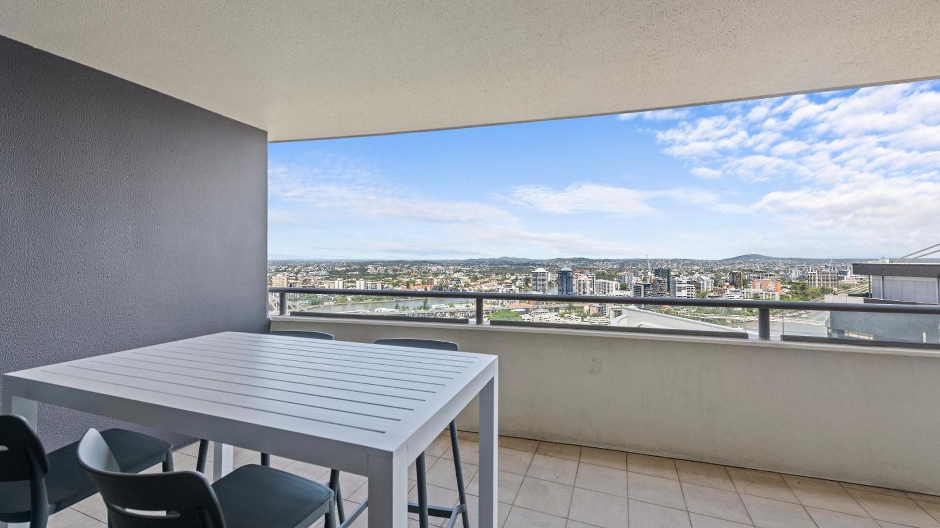 Apartment Aurora Tower Brisbane