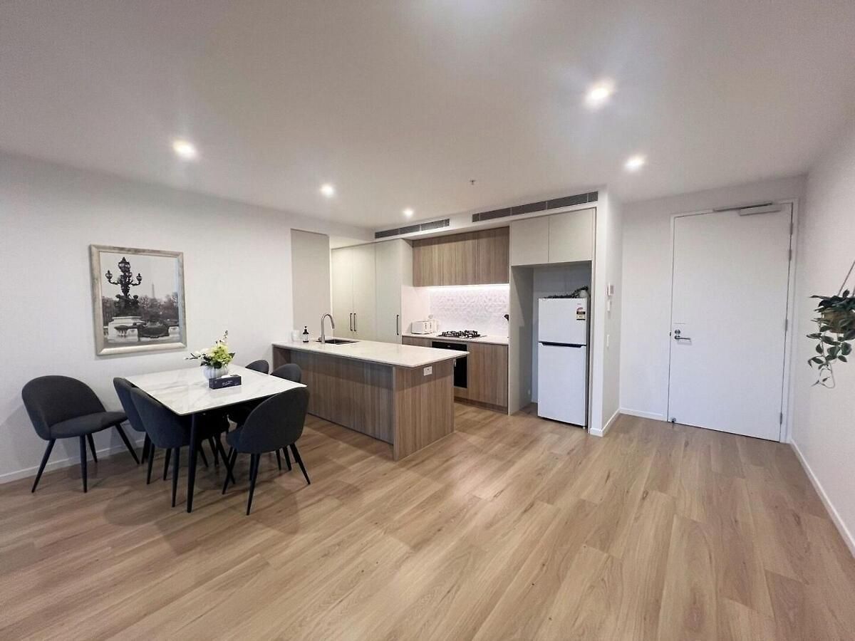 Riverside Modern 2br East With Parking Apartment Brisbane