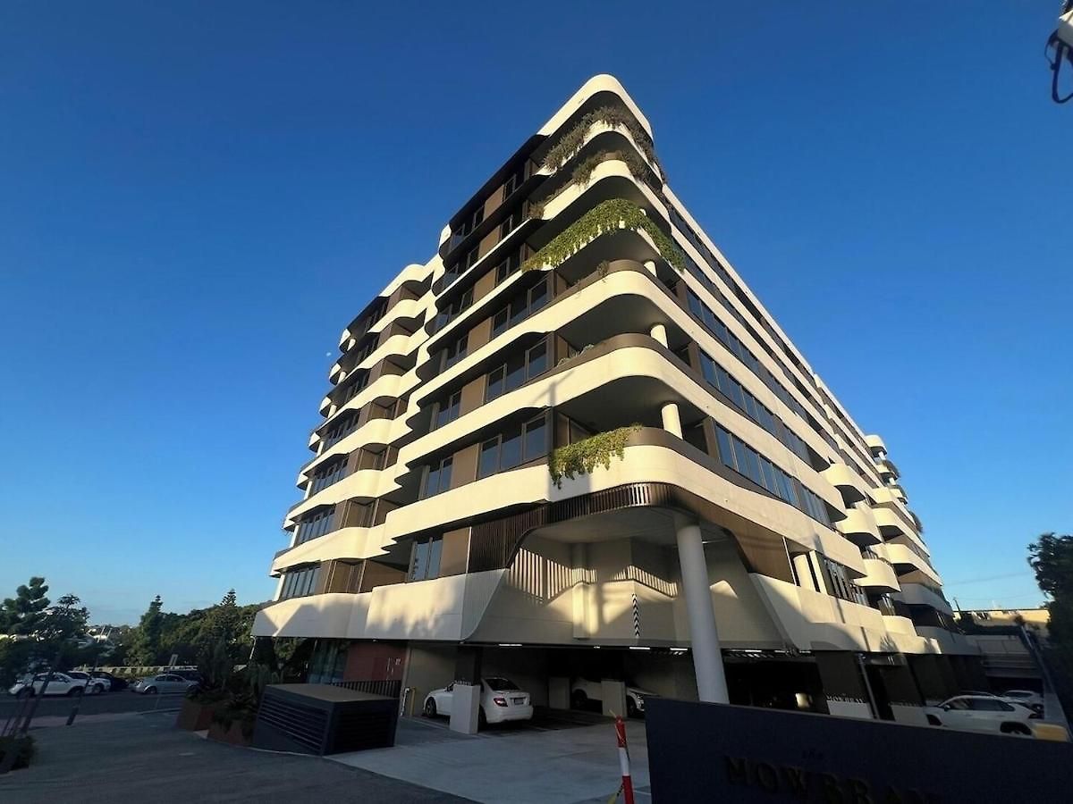 Apartment Riverside Modern 2br East With Parking Brisbane