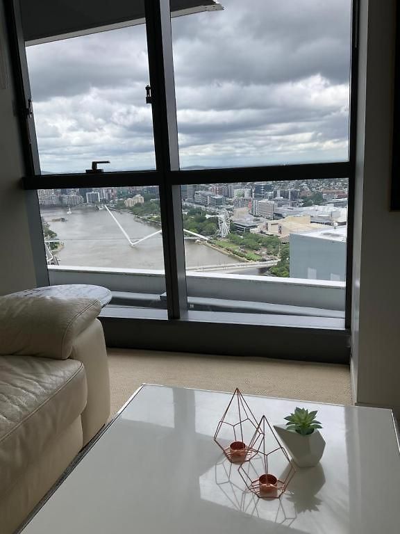 Modem Two Bedroom In Inner Cbd Brisbane
