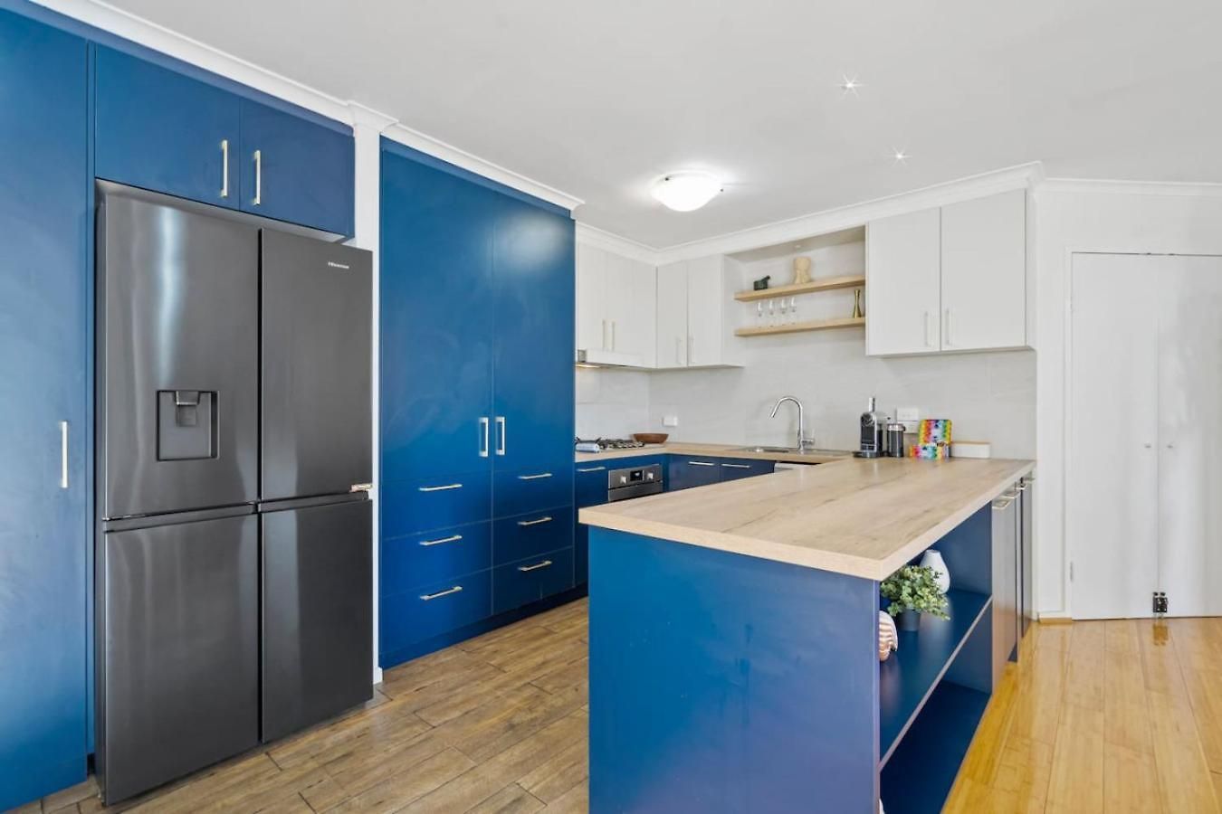 Apartment Modern 2br Retreat With Gym, Pool And Balcony Brisbane