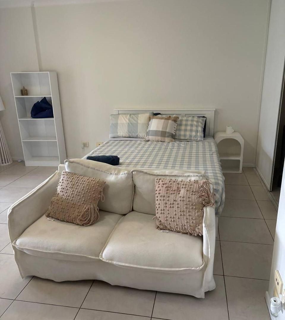 Comfy 1bed And 1 Futon In Heart Of Apartment