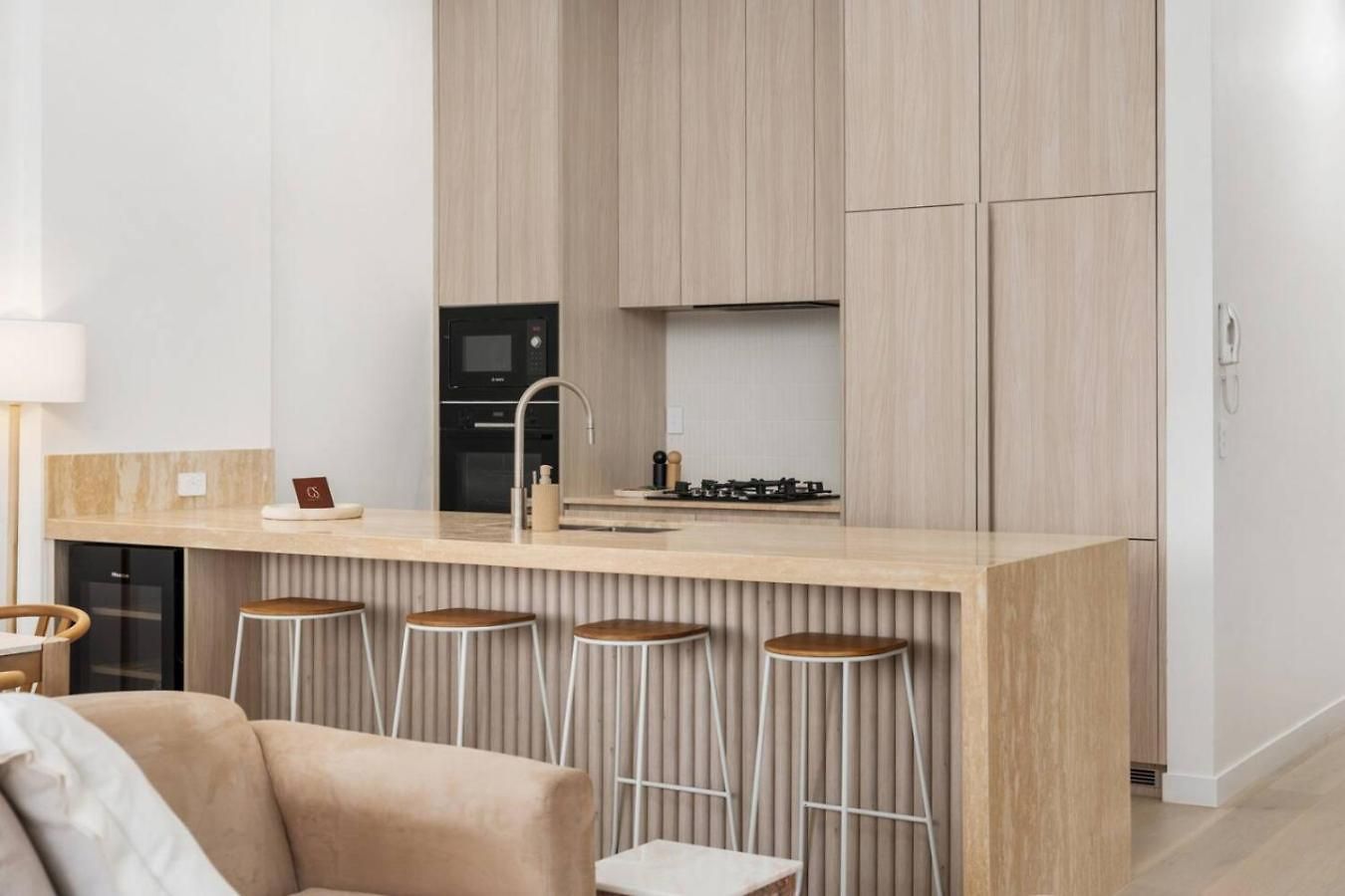 Dune Designer 2 Bedroom With River Views Parking Pool Apartment Brisbane
