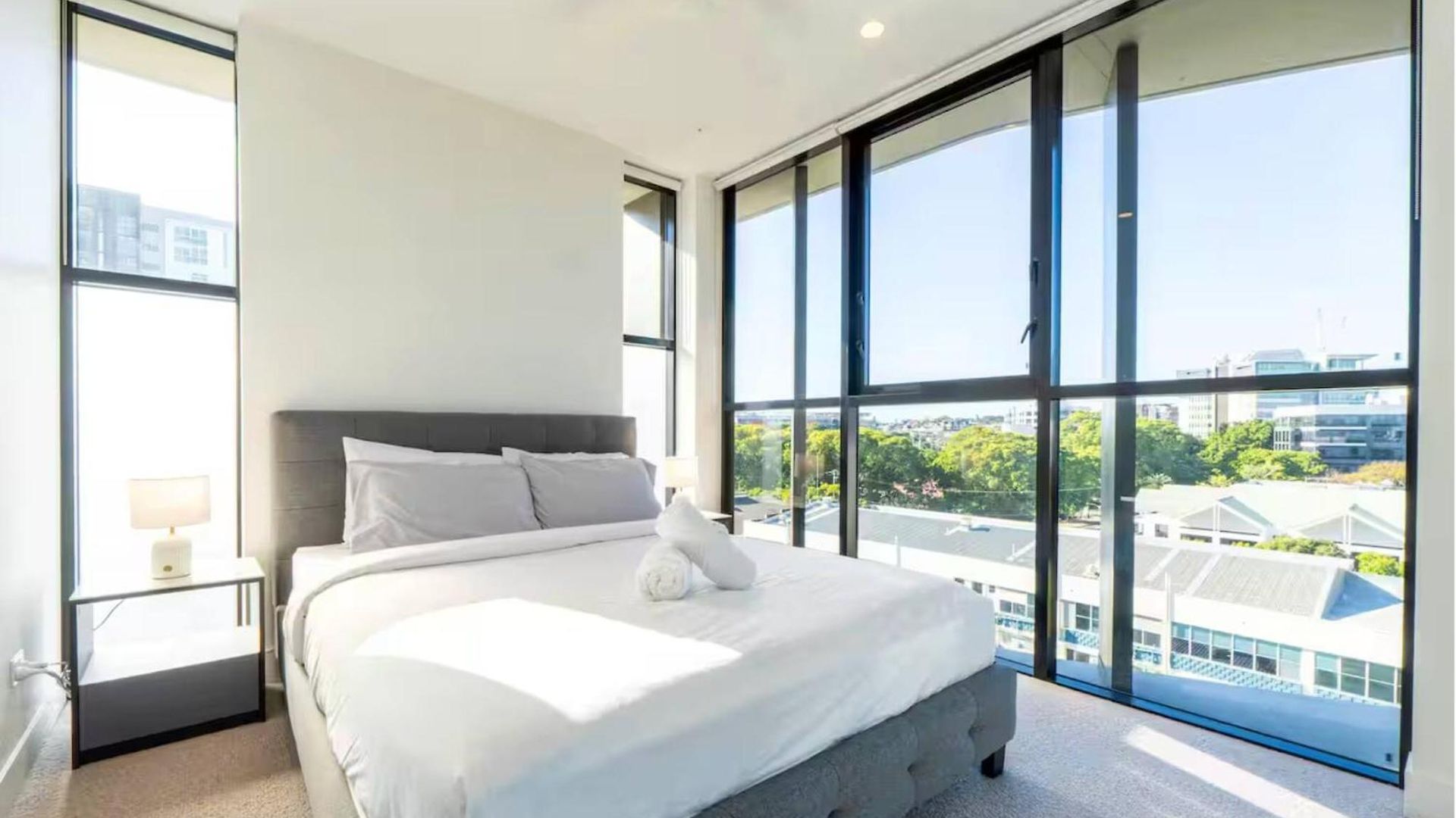 2br Boutique Only Mins To Suncorp Stadium & Bne Apartment