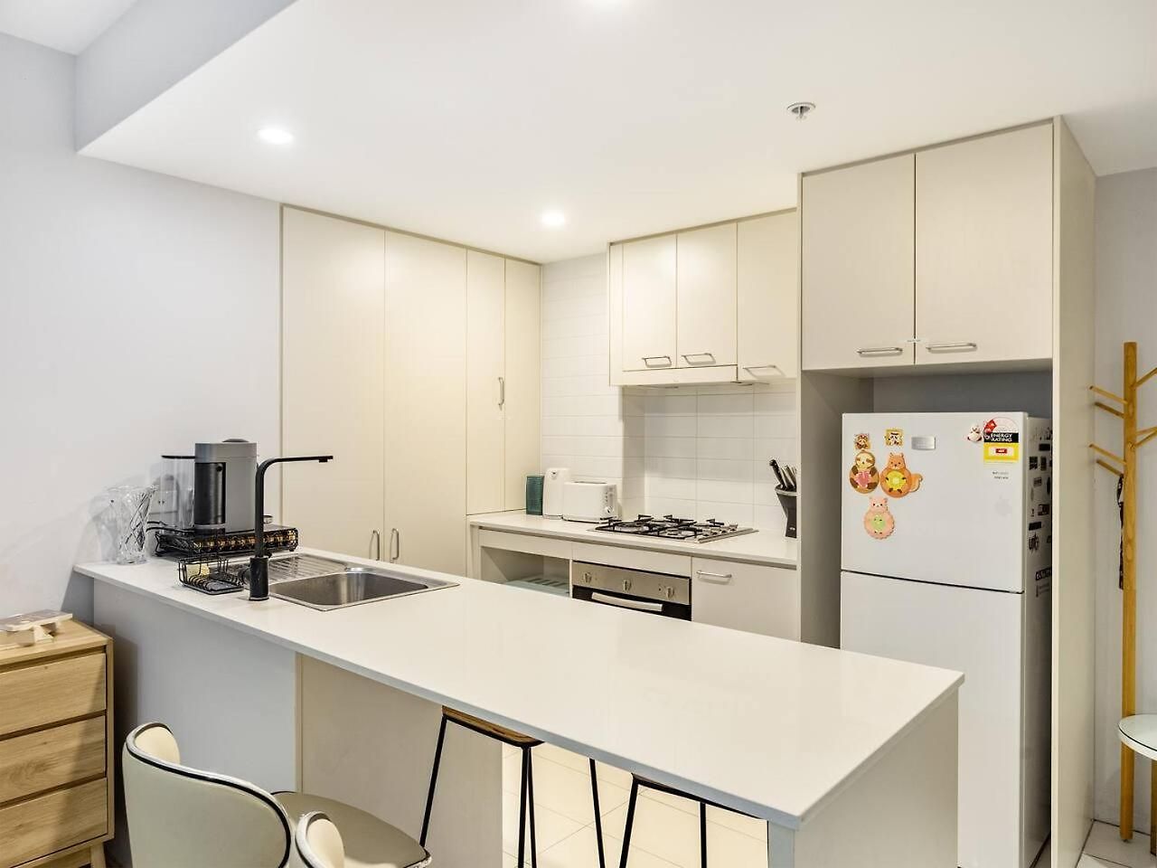 Prime Cbd Walk To Queen St Mall 1 Parking Apartment *