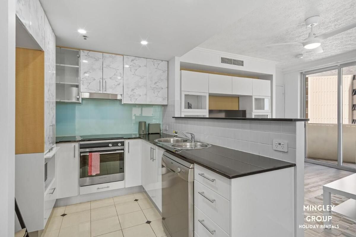 Modern 2b With In Centre Brisbane