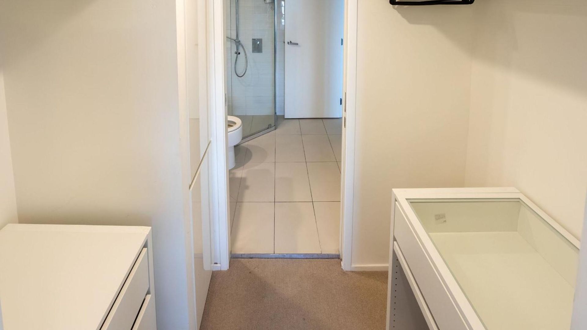 Modern Pad, 1-min To Showgrounds * Brisbane