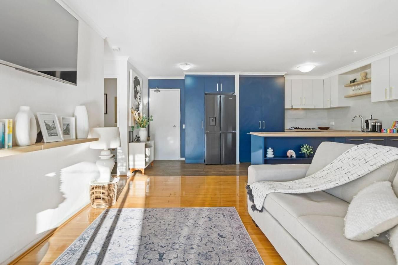 Modern 2br Retreat With Gym, Pool And Balcony Apartment Brisbane