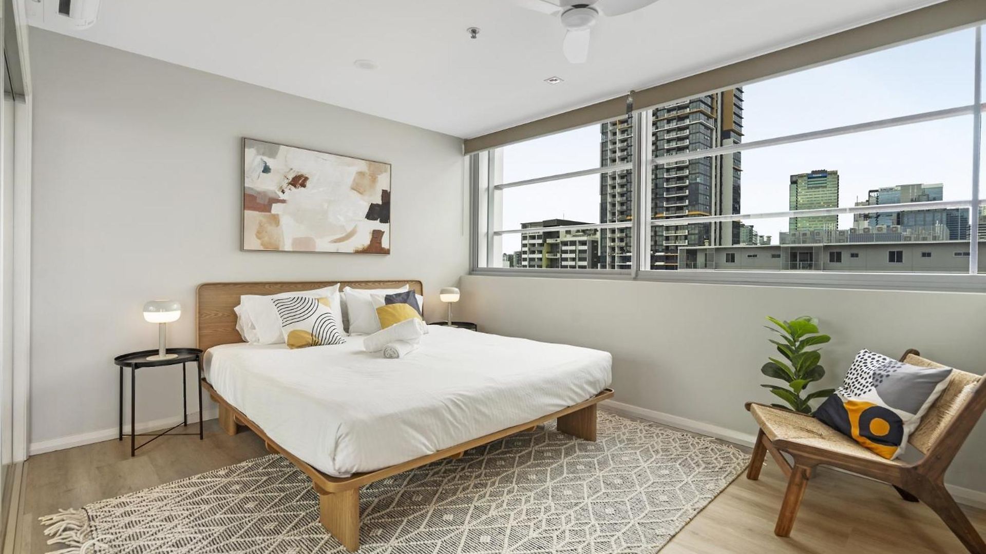 With Views Apartment Brisbane