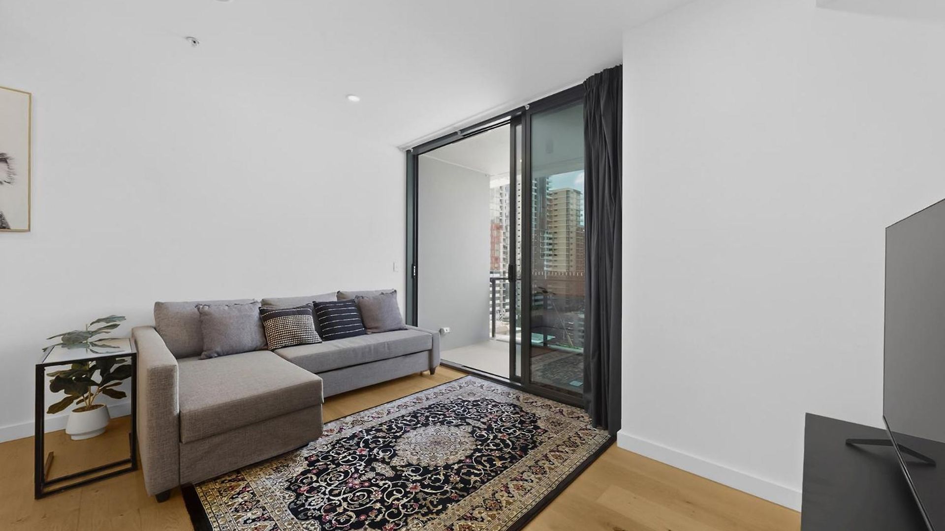 Apartment One Views Level 15 2br
