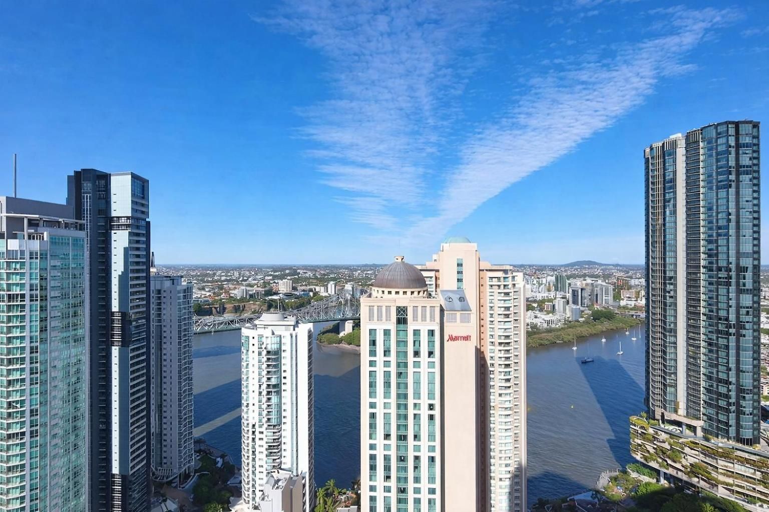 Apartment Spire Residences Brisbane
