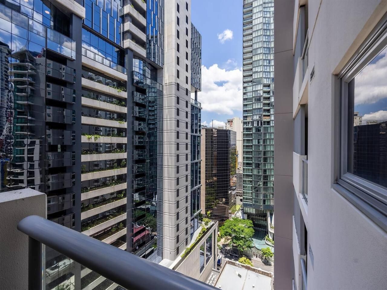 Prime Cbd Walk To Queen St Mall 1 Parking *