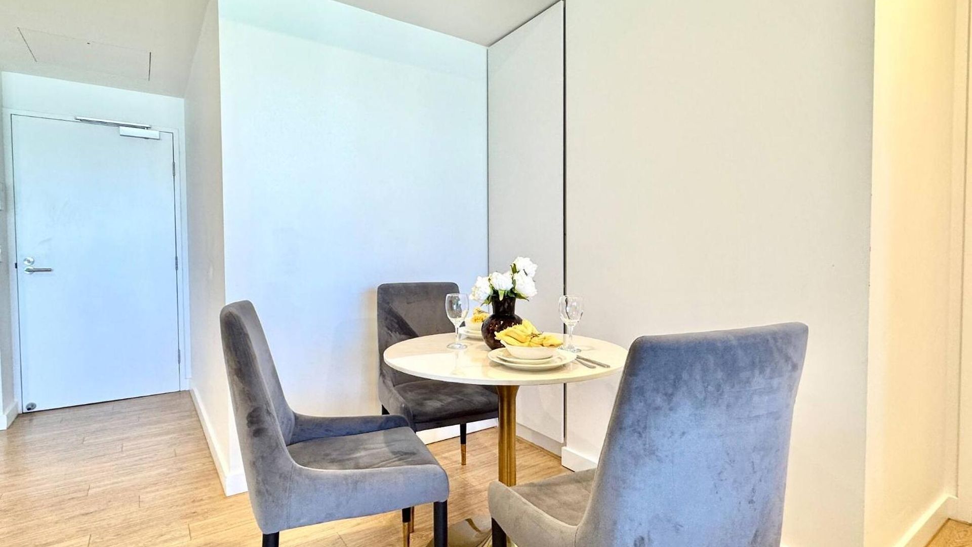 Apartment 1br One Skyline With Pool, Free Parking And Gym *