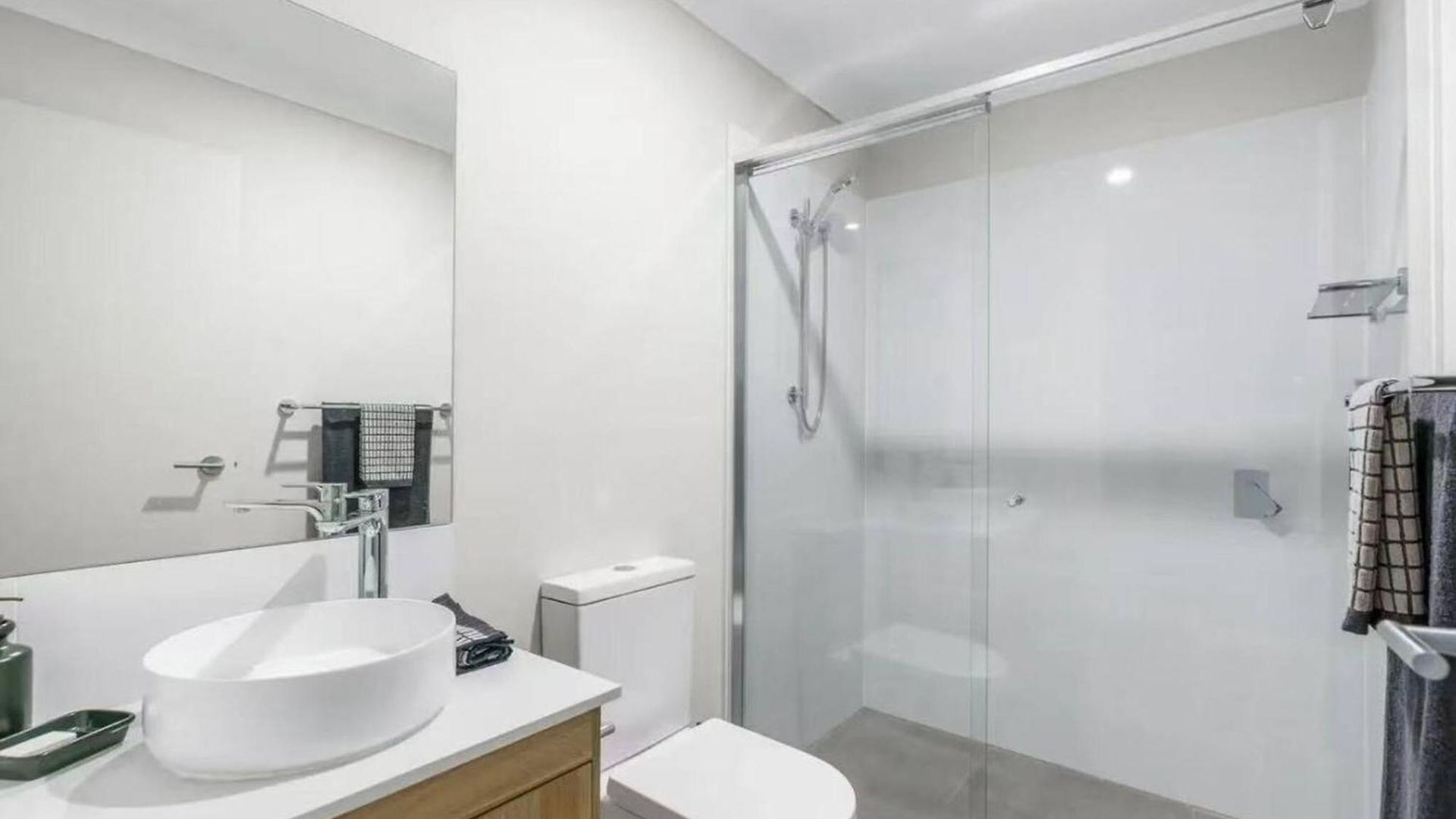 Cozy Sunnybank Base - Unit 3 | Near Shops & Eats Homestay Brisbane