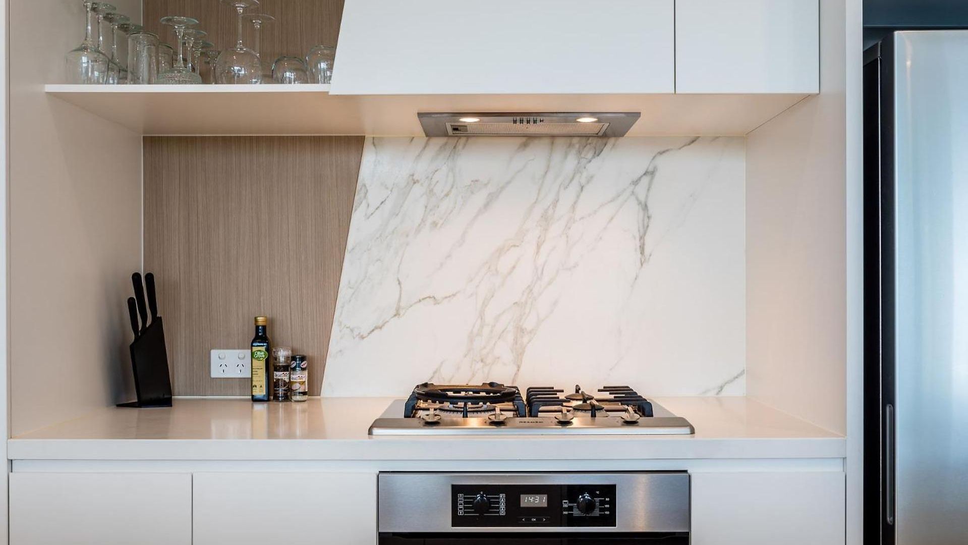 Bright Bowen Hills Apartment, Close To Life Apartment