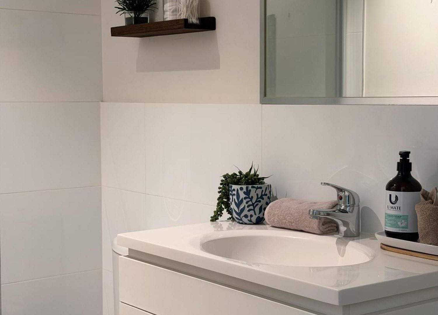Apartment 2b2b With Courtyard - Close To Cbd - Free Parking Brisbane