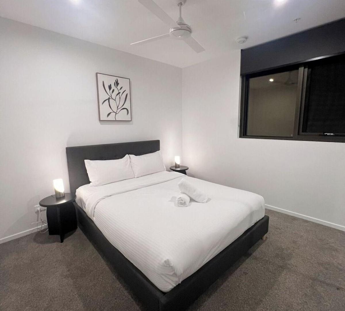 Apartment Riverside Modern 2br East With Parking *