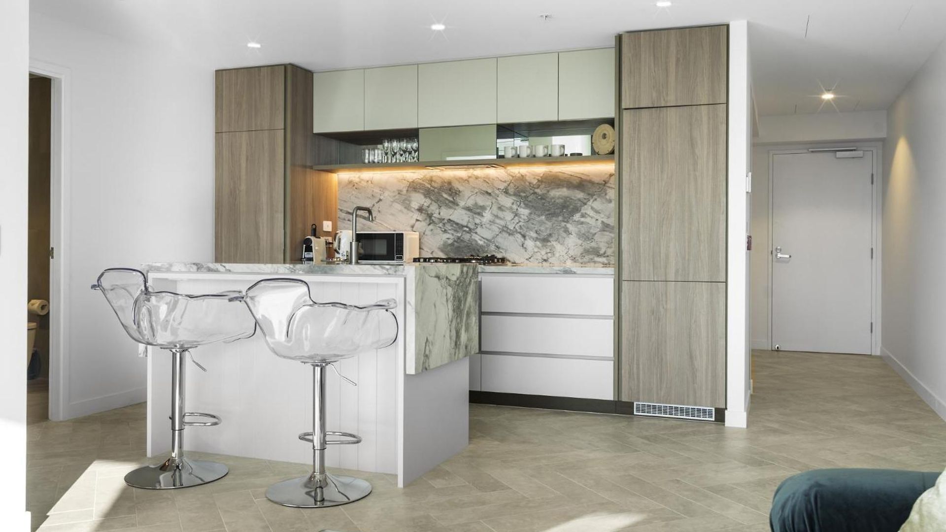 River View 1br With Cbd & Pool, Gym & Sauna Apartment *