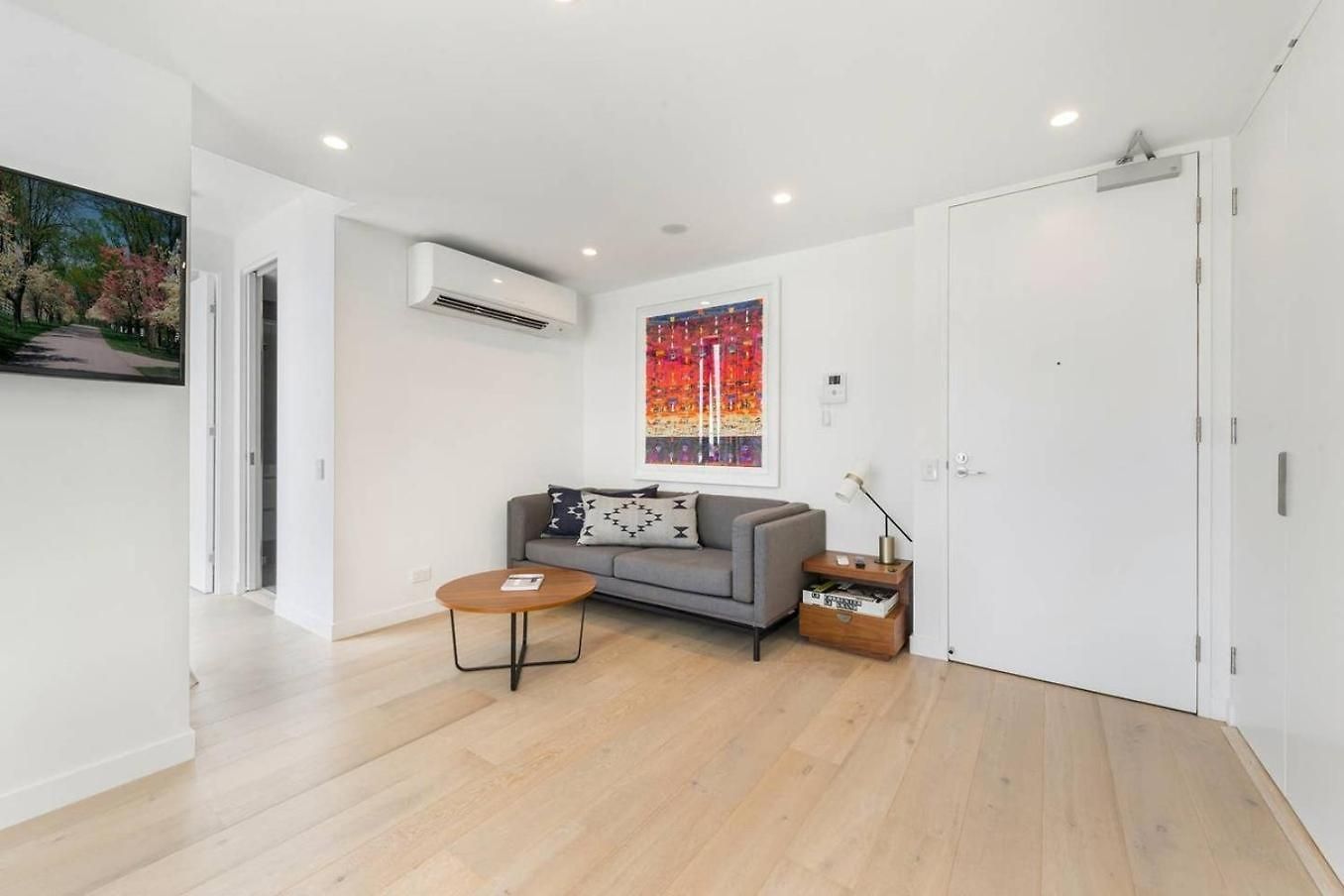 Great Spring Hill 1br 1ba And Poolgym M14