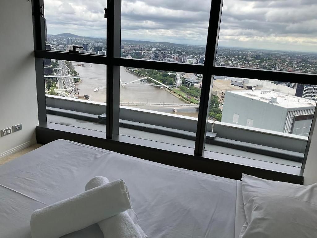 Apartment Modem Two Bedroom In Inner Cbd