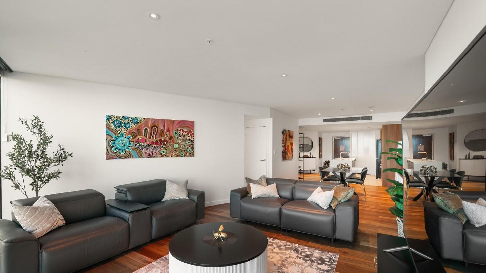Skylight With Free Parking Apartment Brisbane