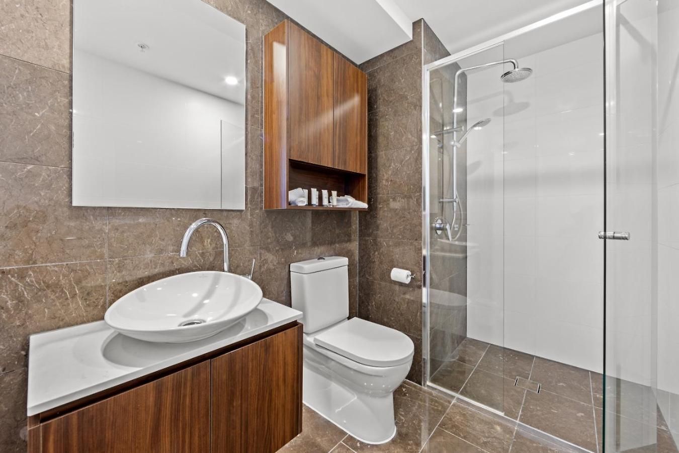 1 Bedroom Sky High Escape With Stunning Views * Brisbane