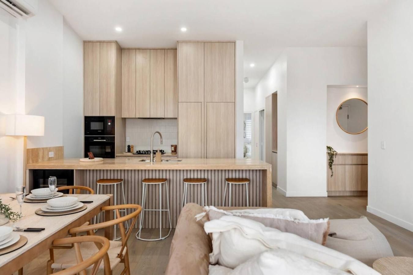 Dune Designer 2 Bedroom With River Views Parking Pool Apartment Brisbane