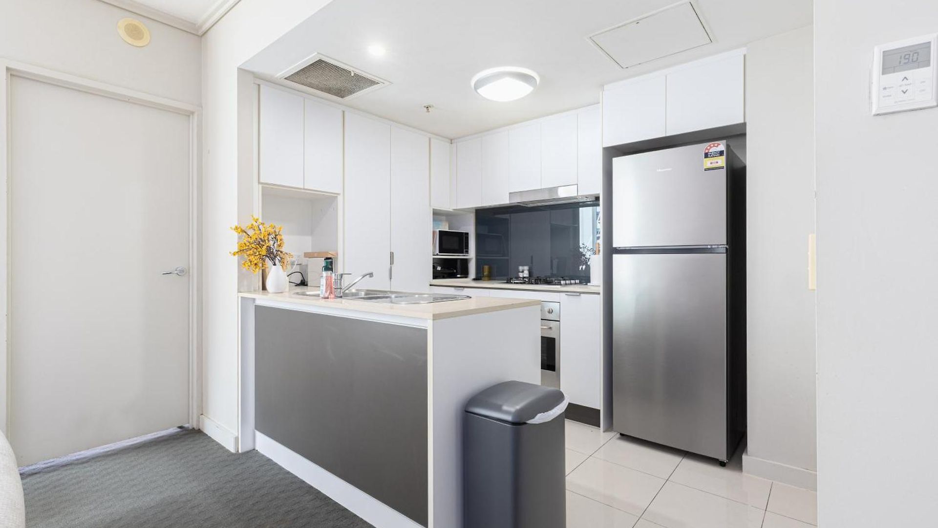 Oaks Gorgeous 2br With Pool, Parking, Gym Brisbane