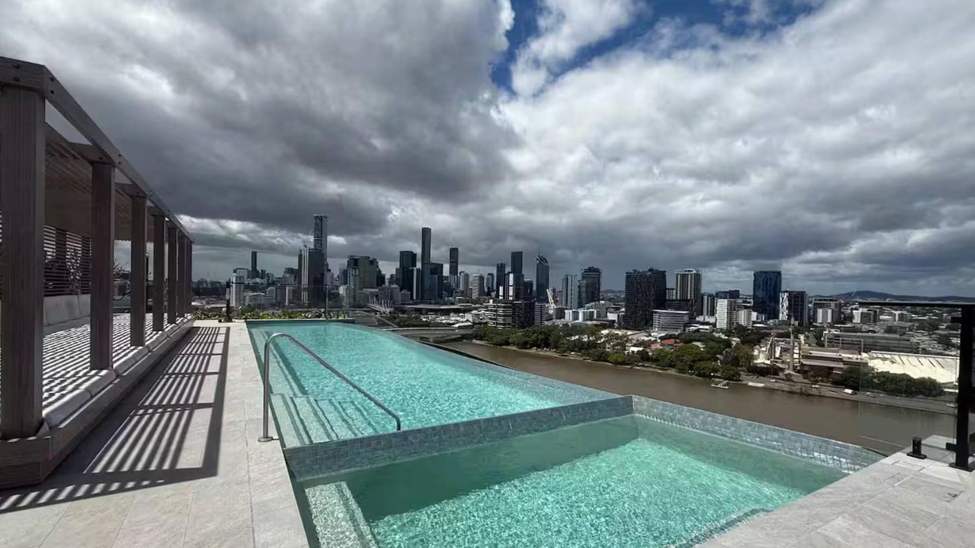 2br Boutique Only Mins To Suncorp Stadium & Bne Apartment *