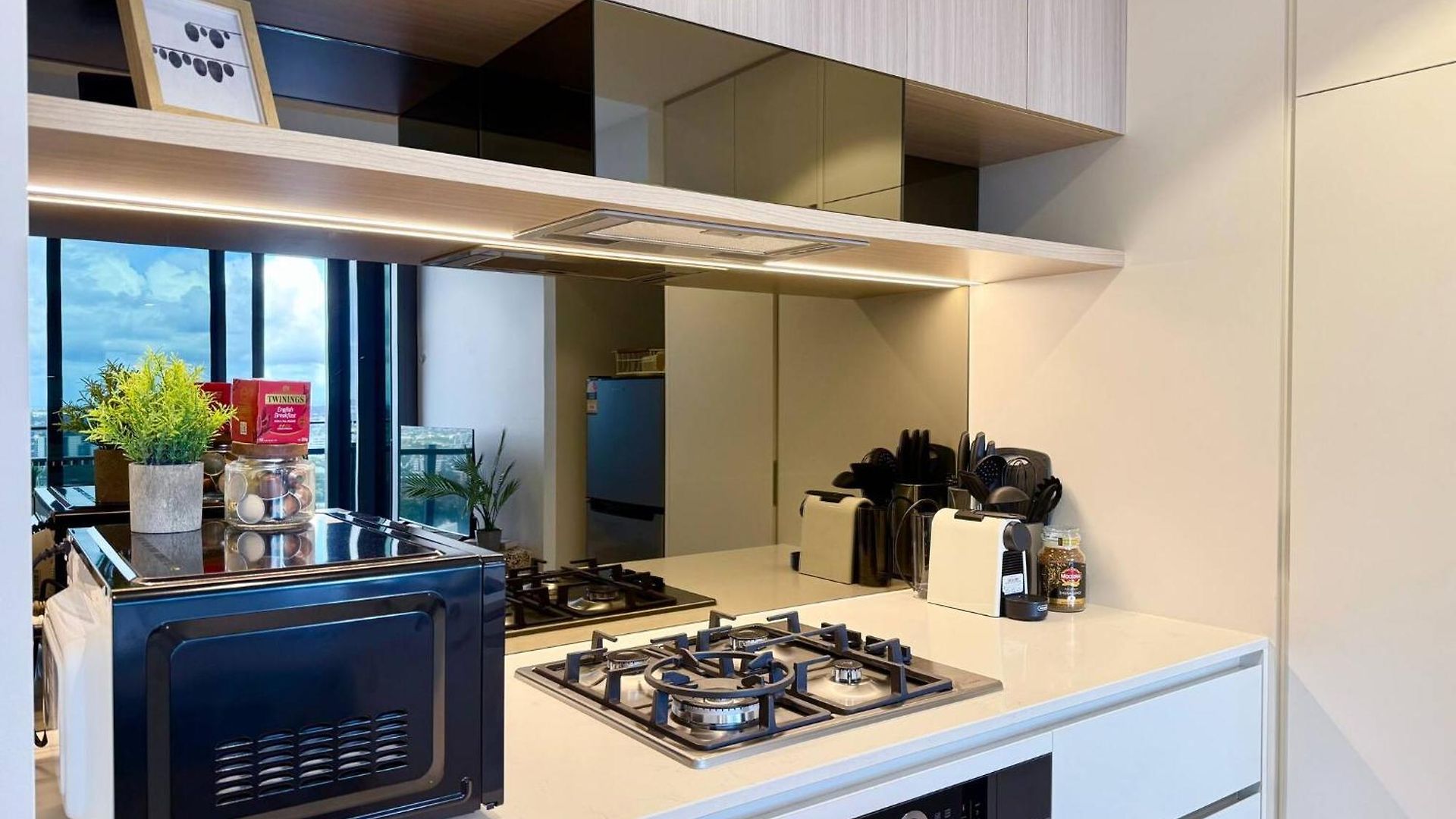 Apartment 1br Premium In Qwr - Level 22 Privately Managed