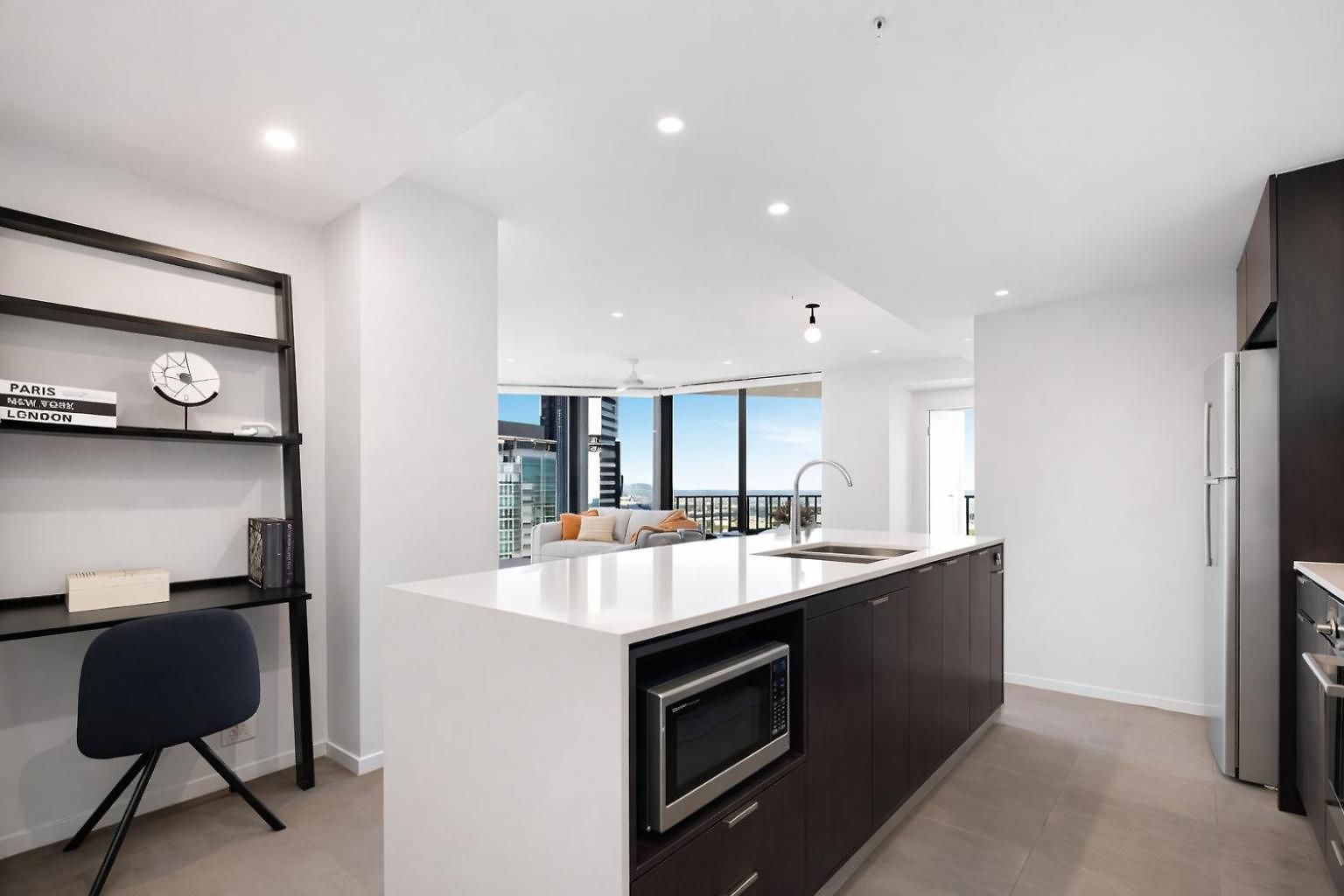 Apartment Spire Residences