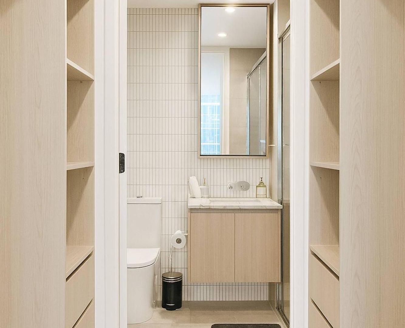 Milton Oasis Level 16- Luxury Near Milton Station