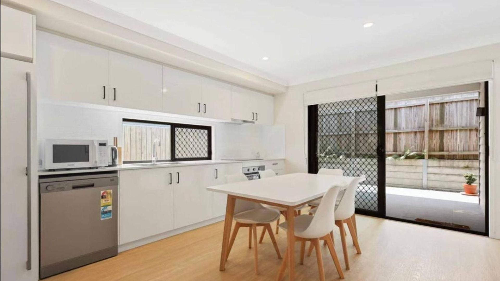 Cozy Sunnybank Base - Unit 3 | Near Shops & Eats * Brisbane