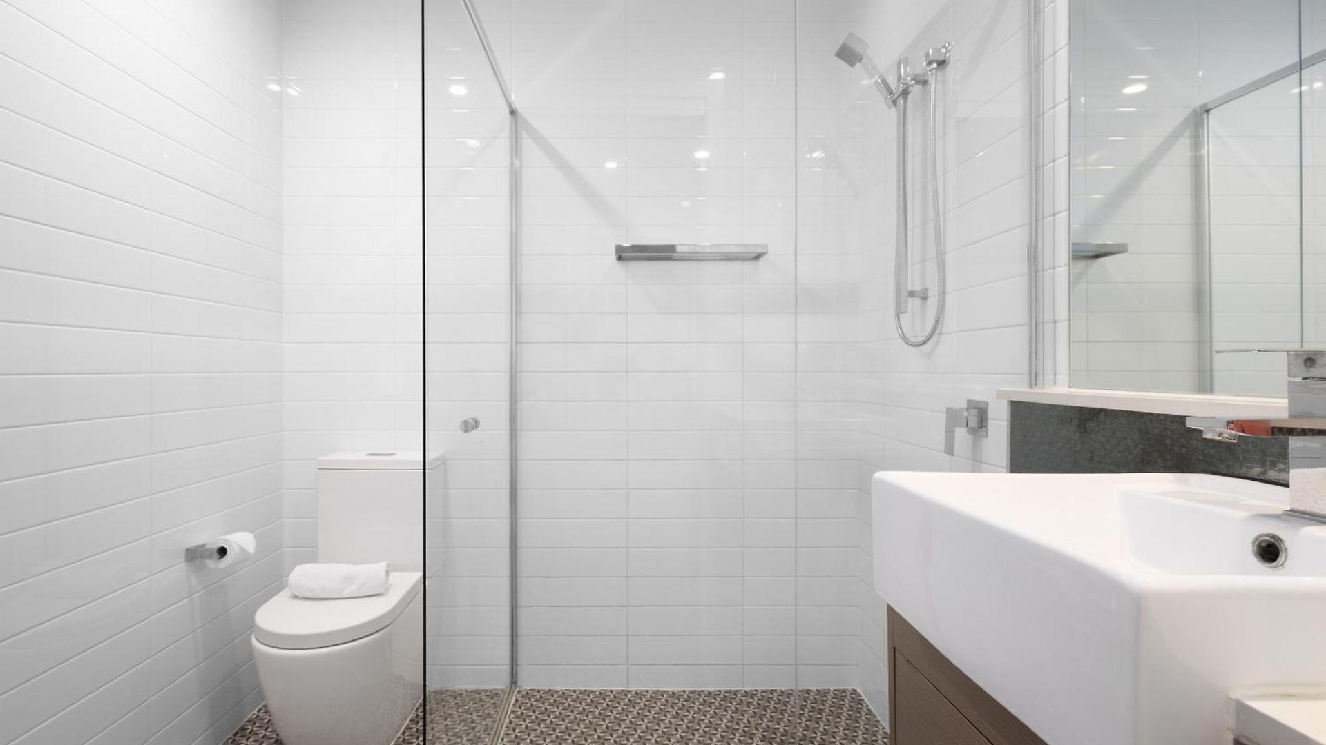Spacious Panoramic 2br Apartment, Parking And Views Brisbane