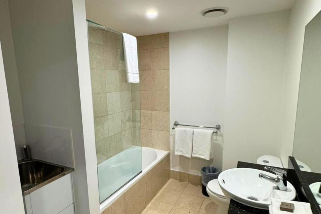Dreamy Cityside 2br Haven Apartment Brisbane