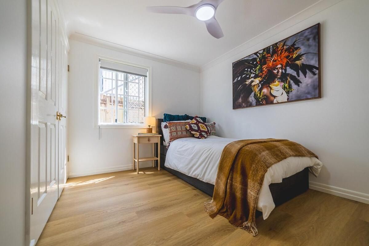 Stylish, Spacious Retreat With Plunge Pool - Casa Cranbrook Apartment *