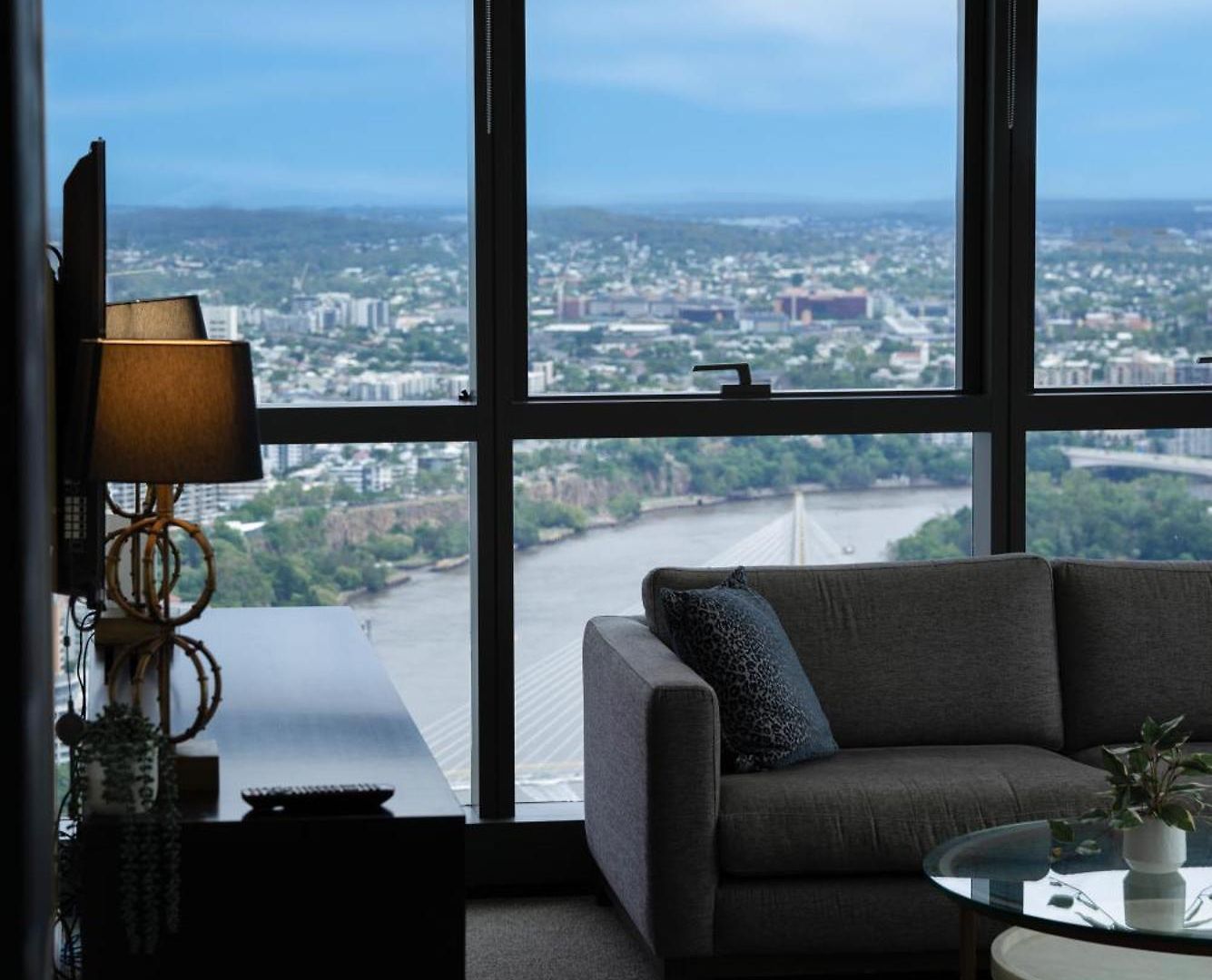 Apartment Meriton Soleil Breathtaking Views Heated Pool Gym C36 Brisbane