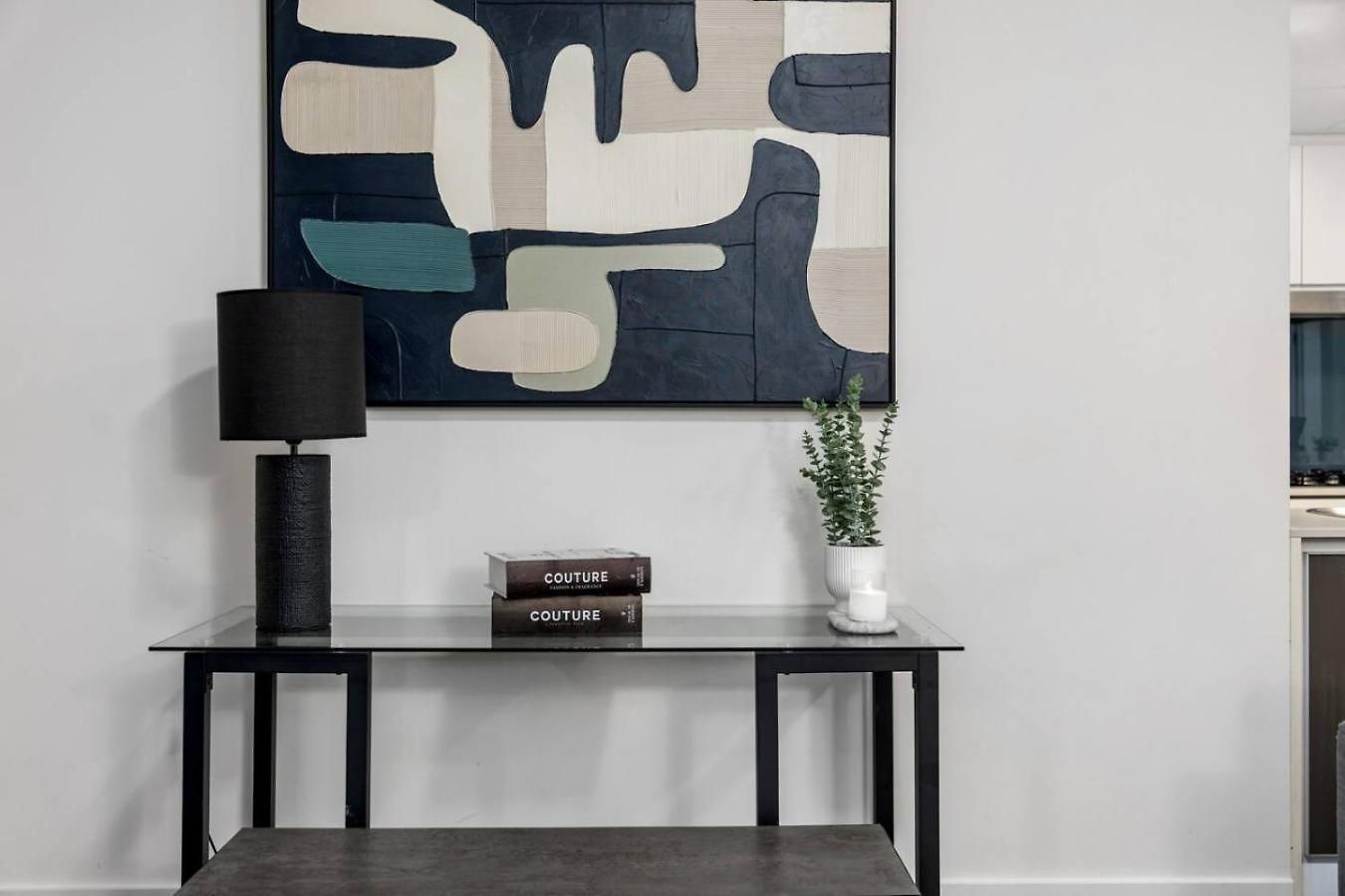 Dusk A Luxury 2bed 2bath Cbd Sky With Pool Parking And Brisbane
