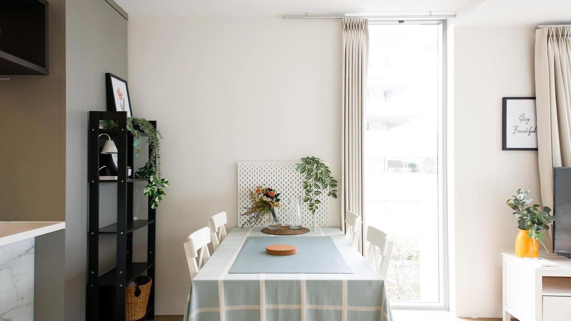 Family-friendly 2brwalk To River & Shops Pool&gym Apartment *