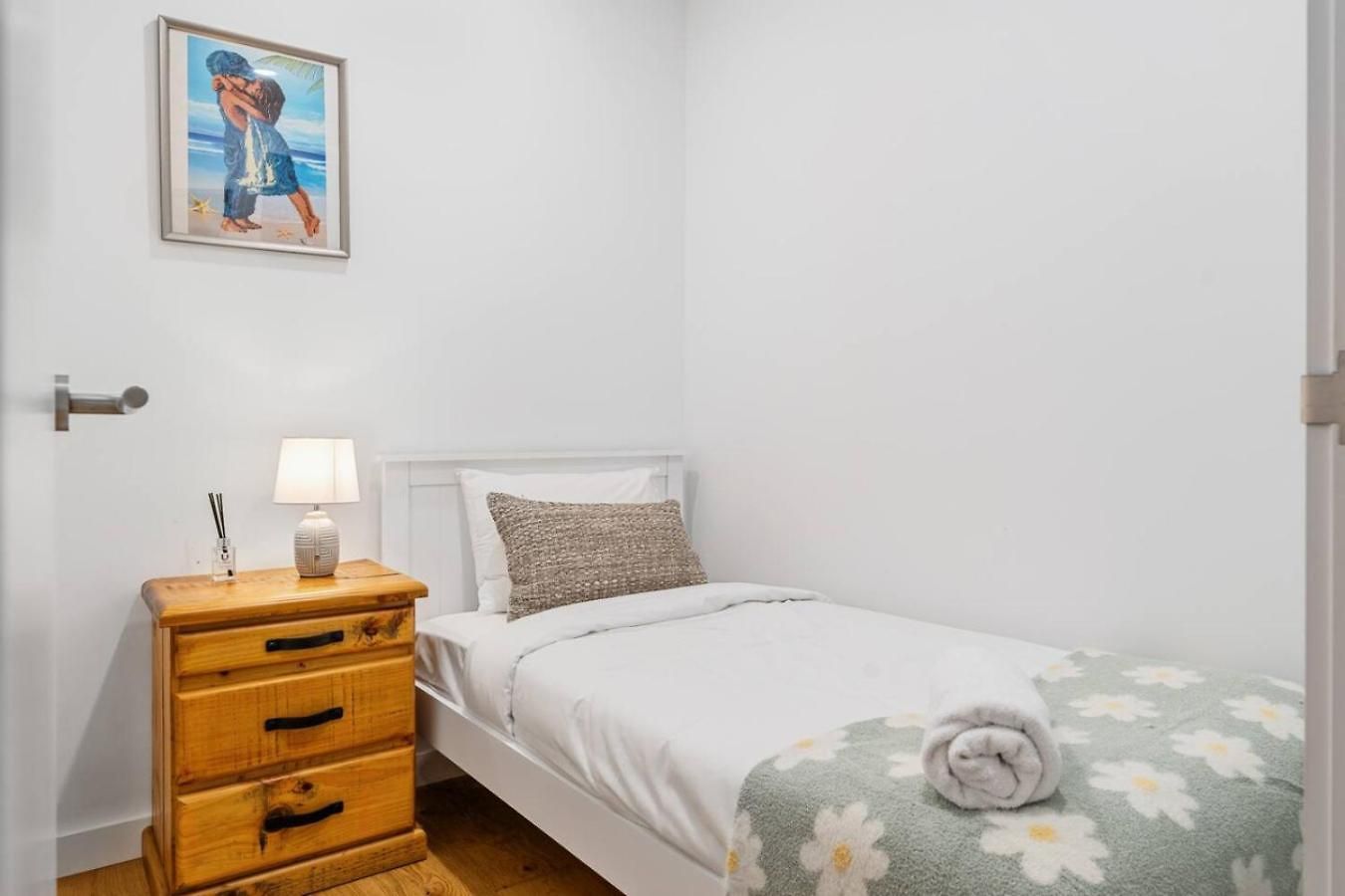 Modern 3br In Sunnybank Pool And Gym Access