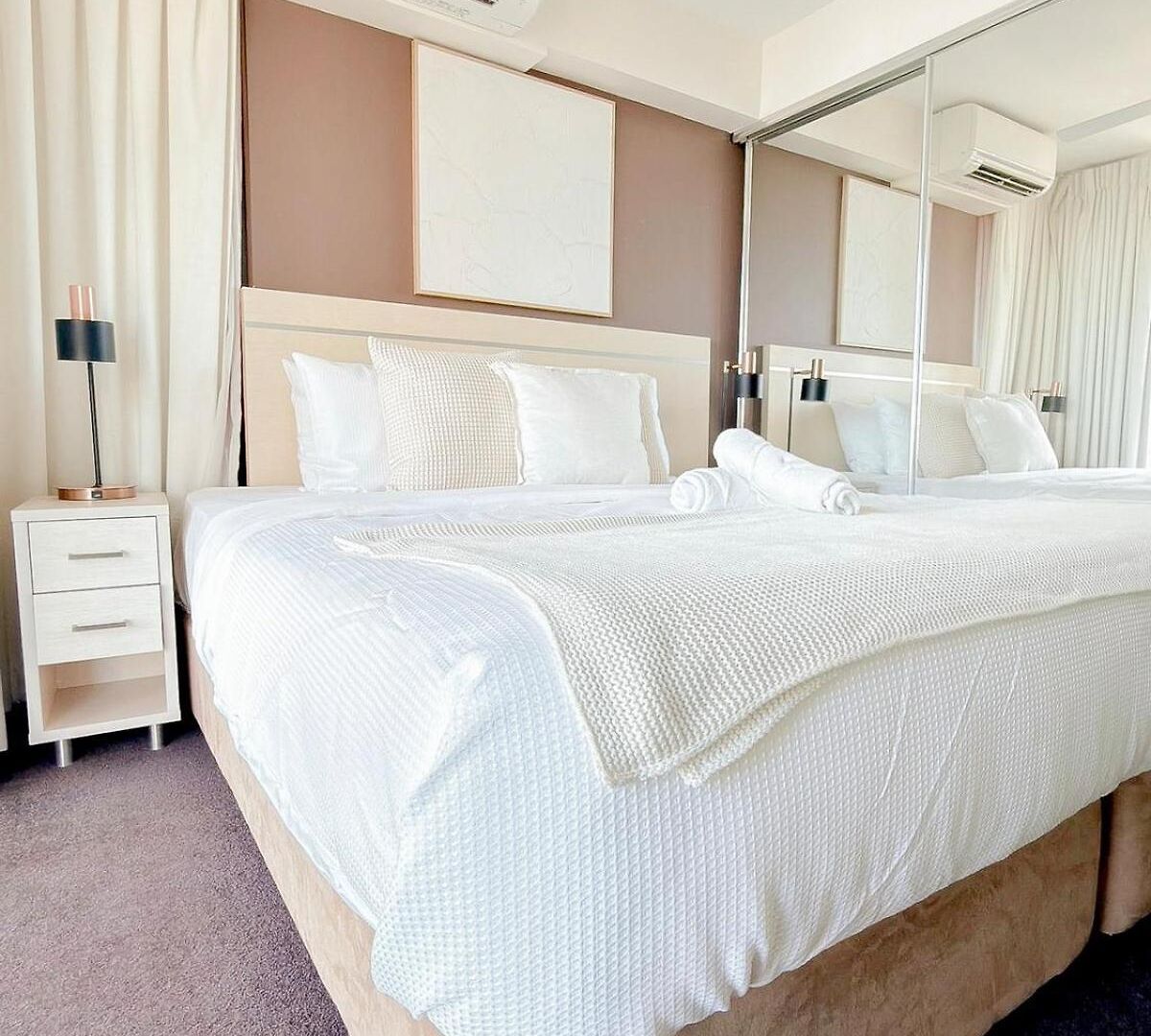 Direct Story Bridge Views - Sleeps 6 - Parking - Brisbane