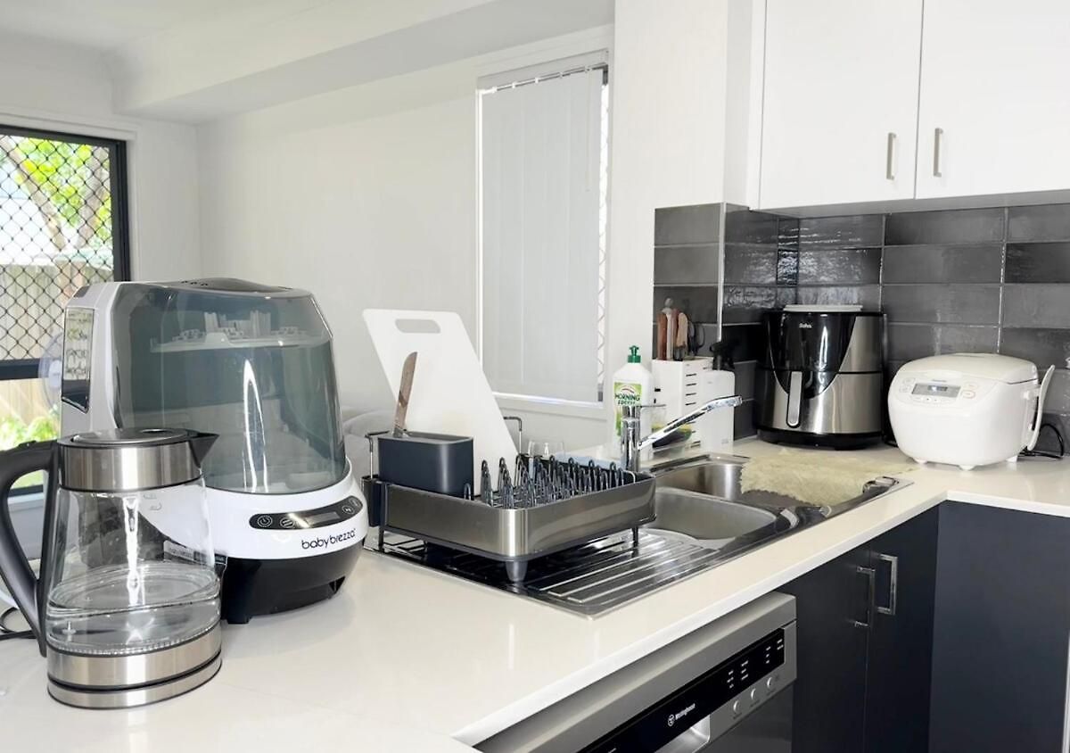 Apartment Boondall 3br Family | Long Deals